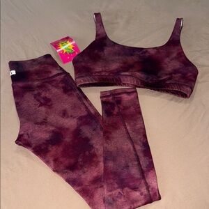 Fleo Tie-Dye Sports Bra and Leggings Set